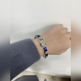 Браслет Gucci с застежкой виде головы тигра Внутренний диаметр： 5