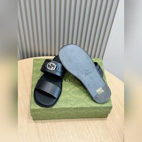 Мужские сандалии Gucci с перекрещивающимися ремешками двойным лог