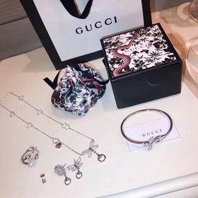 GUCCI Новое колье с бабочкой. Оригинальный высококачественный акс