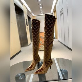 Ранневесенняя коллекция 2025 от GuCci： удивительные эластичные бо