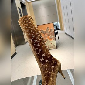 Ранневесенняя коллекция 2025 от GuCci： удивительные эластичные бо