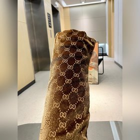 Ранневесенняя коллекция 2025 от GuCci： удивительные эластичные бо