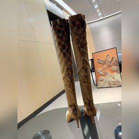 Ранневесенняя коллекция 2025 от GuCci： удивительные эластичные бо