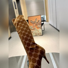 Ранневесенняя коллекция 2025 от GuCci： удивительные эластичные бо
