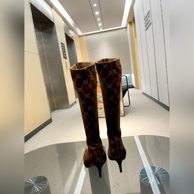 Ранневесенняя коллекция 2025 от GuCci： удивительные эластичные бо