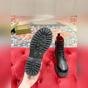 Новейшие ботинки GUCCI с боковой застежкой-молнией и полоскамиз т