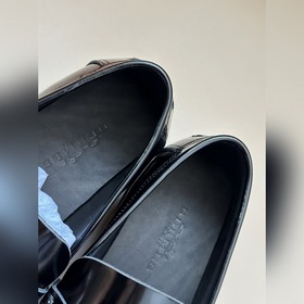 Высокое качество, аналогично официальному сайту Hermès. Оригиналь