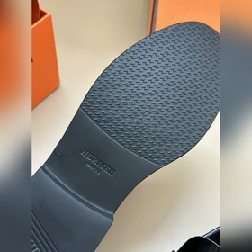 Высокое качество, аналогично официальному сайту Hermès. Оригиналь