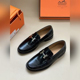 Высокое качество, аналогично официальному сайту Hermès. Оригиналь