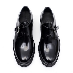 Оригинальные мокасины (Hermès HEPMES) сочетают в себе новый дизай