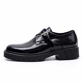 Оригинальные мокасины (Hermès HEPMES) сочетают в себе новый дизай
