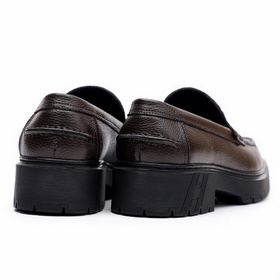 Оригинальные мокасины (Hermès HEPMES) сочетают в себе новый дизай