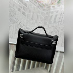 В наличии 2424mini 21 см evercolor, кожа swift, черный, ручная пр