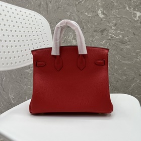 Сердце из красного золота с застежкой  Кожа, белила, 25 см, полу