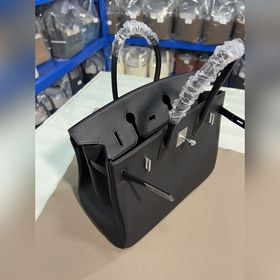 Фотографииз мастерской Birkin Platinum, черный, серебряная застеж