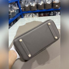 Фотографии мастерской Birkin Platinum Tin Grey Gold Buckle 25/30 