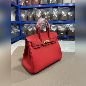 Фотографии мастерской Birkin Platinum, ярко-красная золотая засте