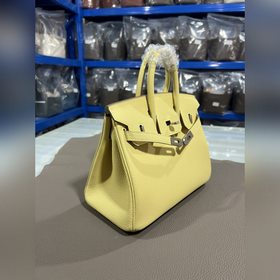 Фотографииз мастерской Birkin Platinum, желтый замок 25/30 Исполь