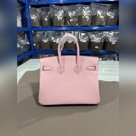 Фотографииз мастерской Birkin Platinum 3Q розово-золотая застежка