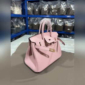 Фотографииз мастерской Birkin Platinum 3Q розово-золотая застежка