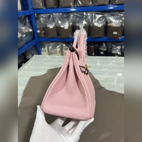 Фотографииз мастерской Birkin Platinum 3Q розово-золотая застежка