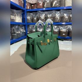 Фотографии мастерской Birkin Platinum Velvet Green Gold Buckle 25