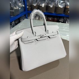 Фотографии мастерской Birkin Platinum Holy Grail Buckle 25/30 Исп