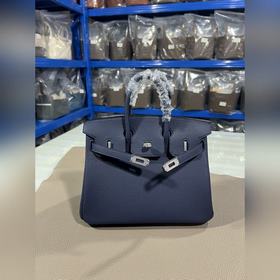 Фотографии мастерской Birkin Platinum, темно-синяя, серебряная за