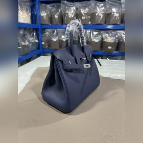 Фотографии мастерской Birkin Platinum, темно-синяя, серебряная за