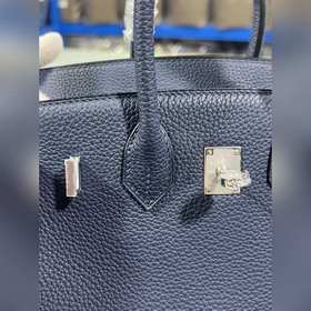 Фотографии мастерской Birkin Platinum, темно-синяя, серебряная за
