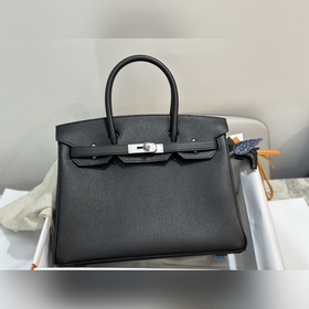 В наличии, в идеальном состоянии. В наличии, Birkin 30 см, черный