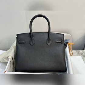 В наличии, в идеальном состоянии. В наличии, Birkin 30 см, черный