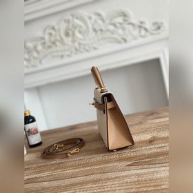 Кэлли второго поколения mini Цвет： молочный/чай с молоком Импорт