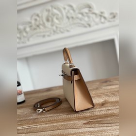 Кэлли второго поколения mini Цвет： молочный/цвет чая с молоком И