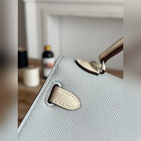 Кэлли второго поколения mini Цвет： Святой Грааль/Молочный коктей