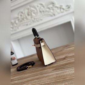 Кэлли второго поколения mini Цвет： золотисто-коричневый/молочно-