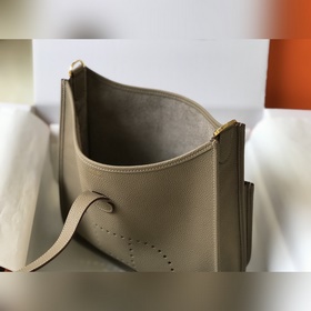 『    』 Серая куропатка с золотой застежкой Сочетание прочности