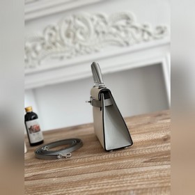 Kelly II Mini Цвет： молочный коктейль/ледниковый серый Импортная