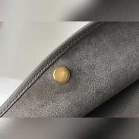 『    』 Оловянная посуда с золотой застежкой Сочетание прочност