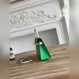 Кэлли второе поколение mini Цвет： комикс-зеленый/молочно-белый И