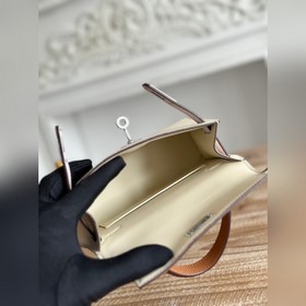 Kelly II Mini Цвет： молочный белый/фантазийный розово-фиолетовый
