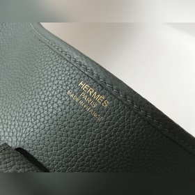 『    』 Абрикосовый зеленый с золотой застежкой Сочетание прочн