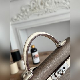 Кэлли второго поколения mini Цвет： слоновая кость/молочный кокте
