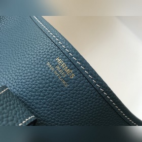 『    』 Джинсовый синий с золотой застежкой Сочетание прочности