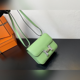 Авокадо-зеленый Размер： Hermes Kang 18 см Импортная кожа с тисне