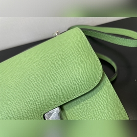 Авокадо-зеленый Размер： Hermes Kang 18 см Импортная кожа с тисне
