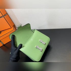 Авокадо-зеленый Размер： Hermes Kang 18 см Импортная кожа с тисне