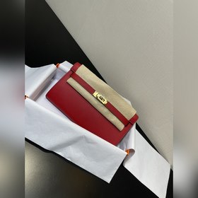 Kelly woc – популярная модель, которую стоит приобрести каждому.