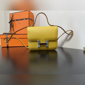 Янтарно-желтый Размер： Hermes Kang 18 см Импортная кожа с тиснен