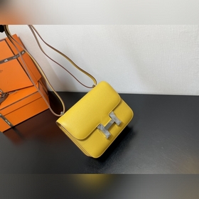 Янтарно-желтый Размер： Hermes Kang 18 см Импортная кожа с тиснен